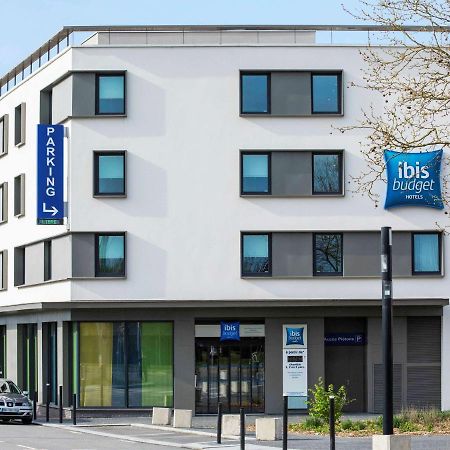 ibis budget Saint Quentin Yvelines - Vélodrome Montigny-le-Bretonneux Exterior foto