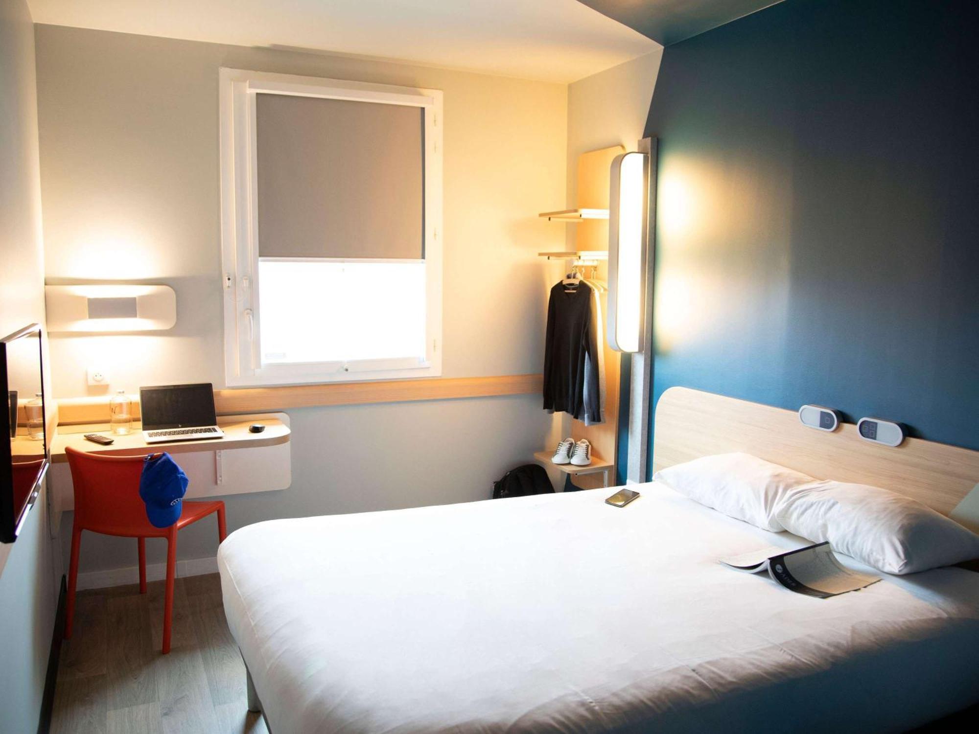 ibis budget Saint Quentin Yvelines - Vélodrome Montigny-le-Bretonneux Exterior foto
